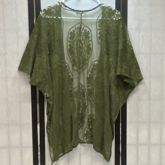 Maurices Short Sleeve All Lace Embroidery Open Front Split Side Cardigan Kimono - Picture 2 of 14